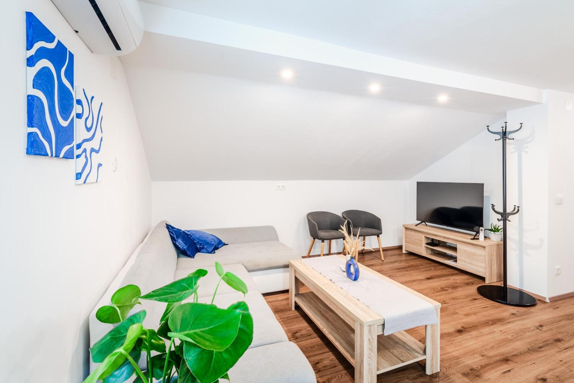 Apartmaji Mausi 博维茨 外观 照片
