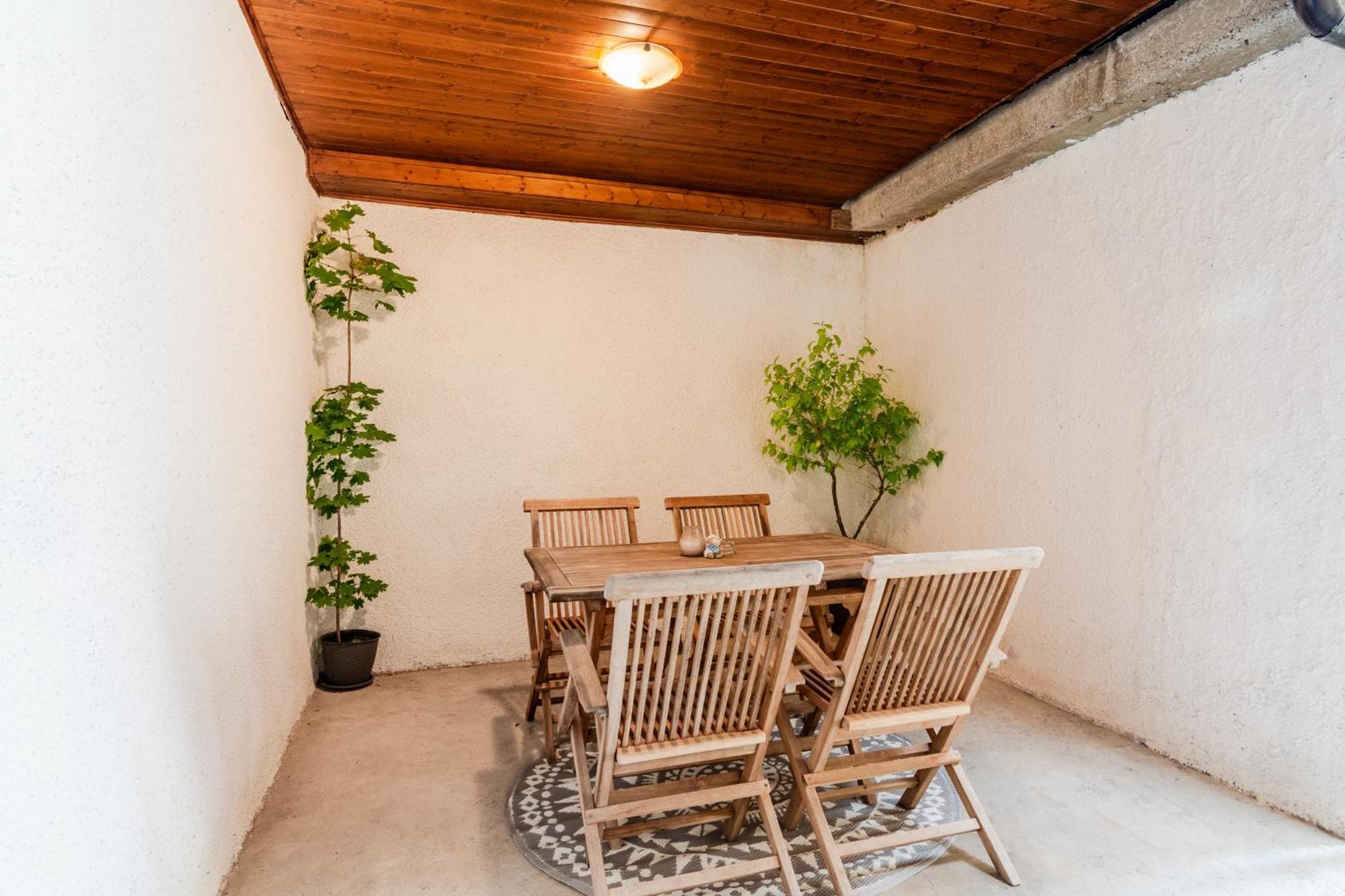 Apartmaji Mausi 博维茨 外观 照片
